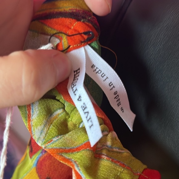 Live 4 Truth Red and Blue Off-the-Shoulder Crop Blouse - Picture 7 of 7